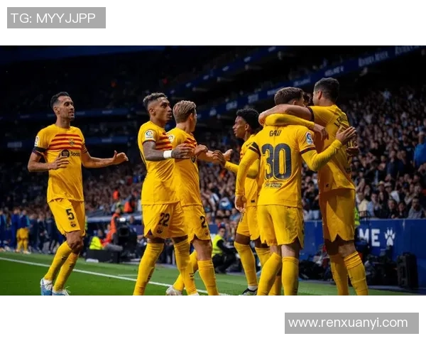 足球月份的激情与回忆:探寻每个赛季背后的故事与传奇