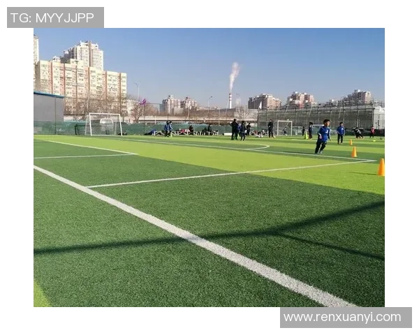 足球于卉的梦想与坚持在绿茵场上绽放的青春故事 足球于卉的梦想与坚持在绿茵场上绽放的青春故事